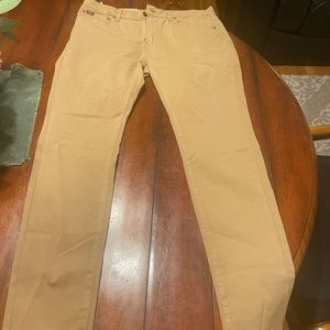 New with tags!Polo Ralph Lauren Tompkins Skinny Jean Tan size 31!Great for fall!